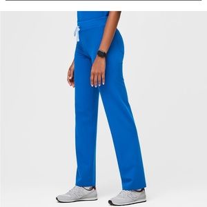 Figs Livingston basic scrub pant size m royal blue